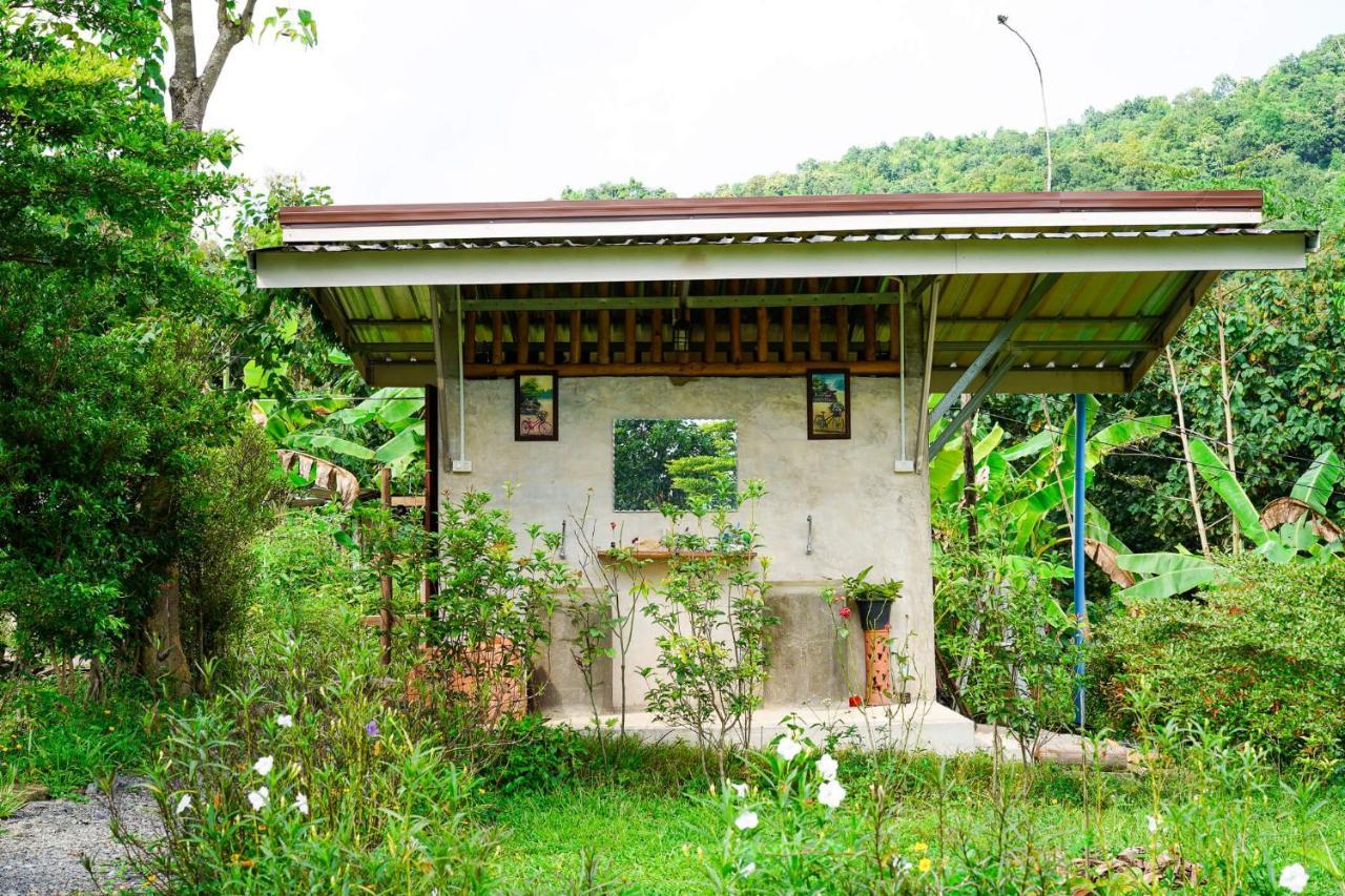 True Nature Chiang Mai - Yoga & Meditation Homestay Retreat Esterno foto